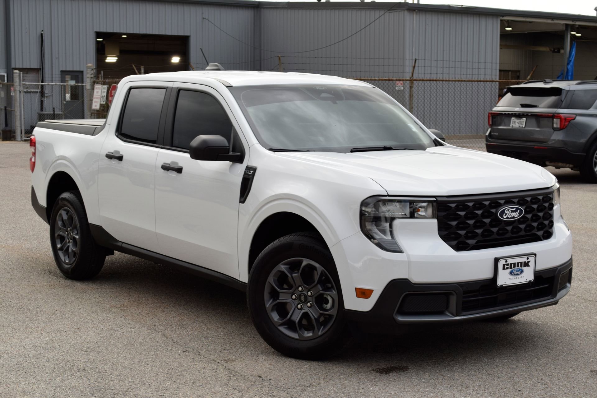 Used 2026 Ford Maverick XLT AWD/4WD image 3