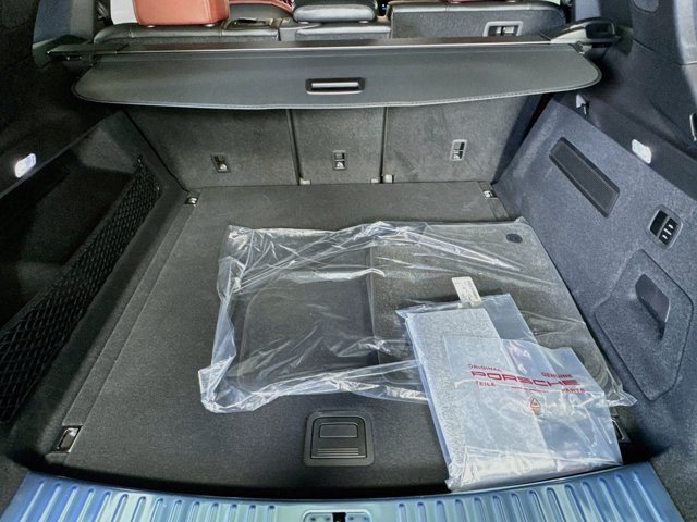 New 2026 Porsche Cayenne S AWD/4WD image 23