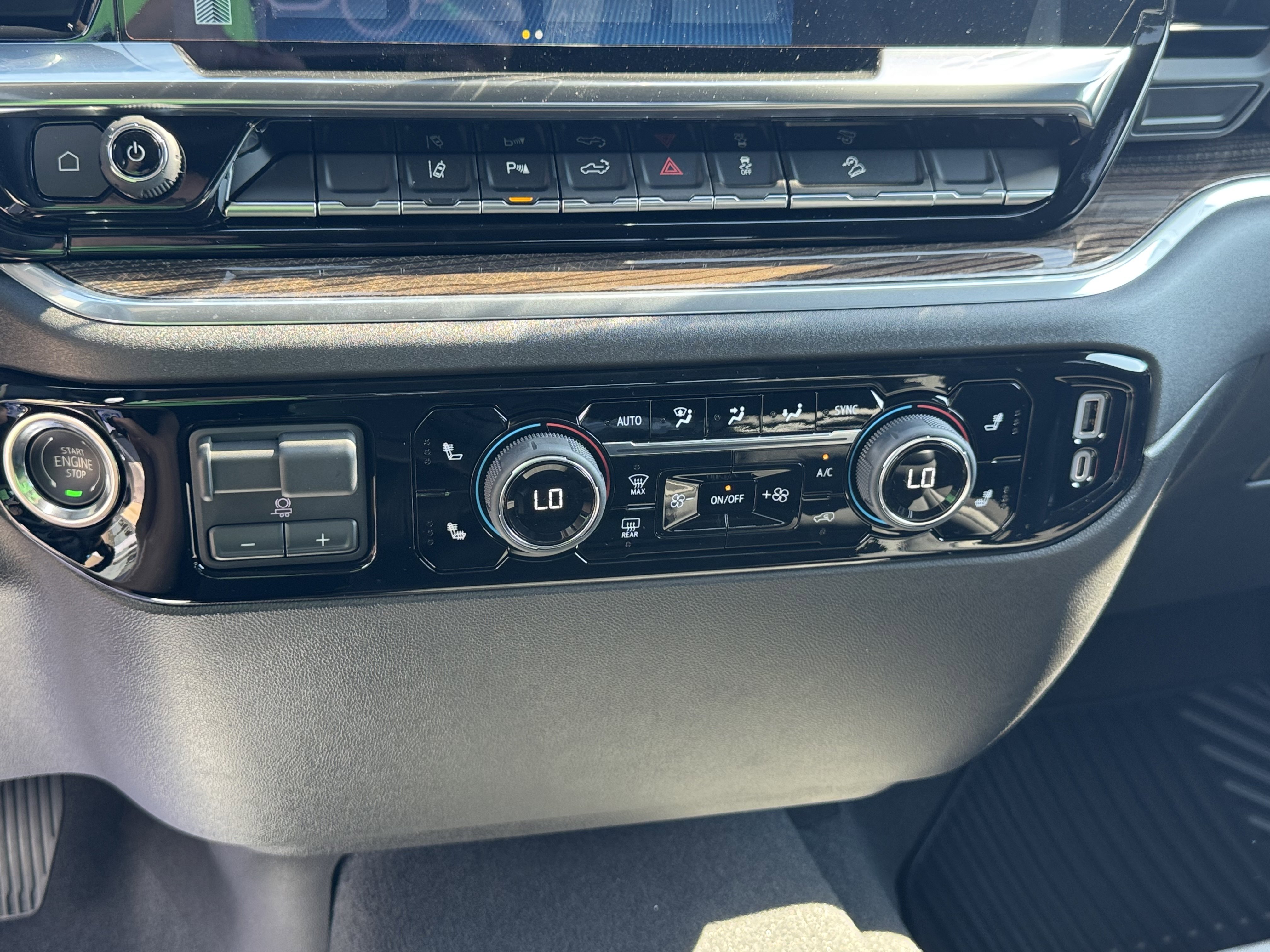 New 2026 Chevrolet Silverado 2500 LT image 17