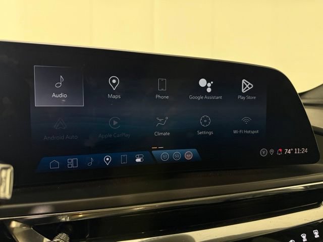 Used 2024 Cadillac Lyriq Tech RWD image 18