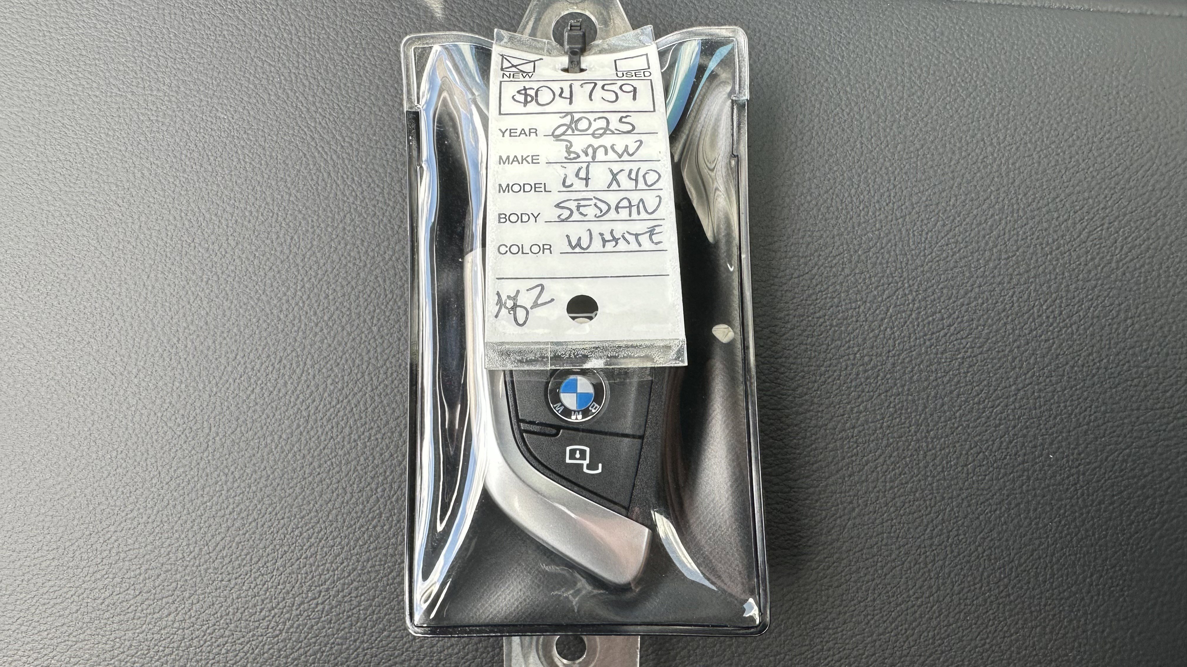Used 2025 BMW i4 xDrive40i w/ M Sport Package AWD/4WD image 34