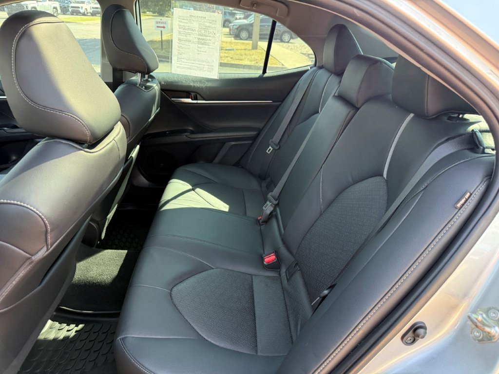 Used 2020 Toyota Camry XSE FWD image 16