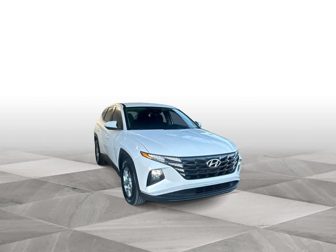 Used 2024 Hyundai Tucson SE FWD image 2