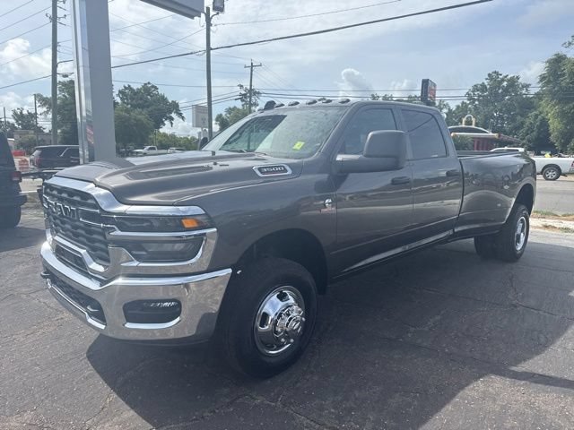 New 2026 RAM 3500 Tradesman w/ Chrome Appearance Group A AWD/4WD image 8