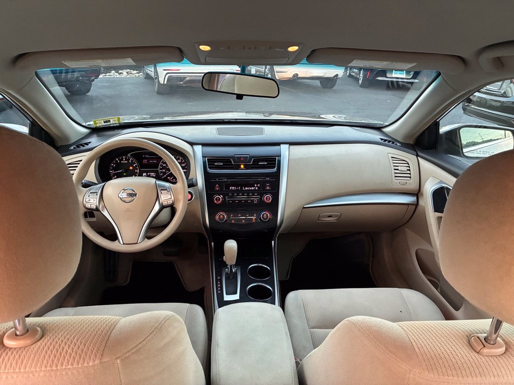 Used 2013 Nissan Altima 2.5 S FWD image 14