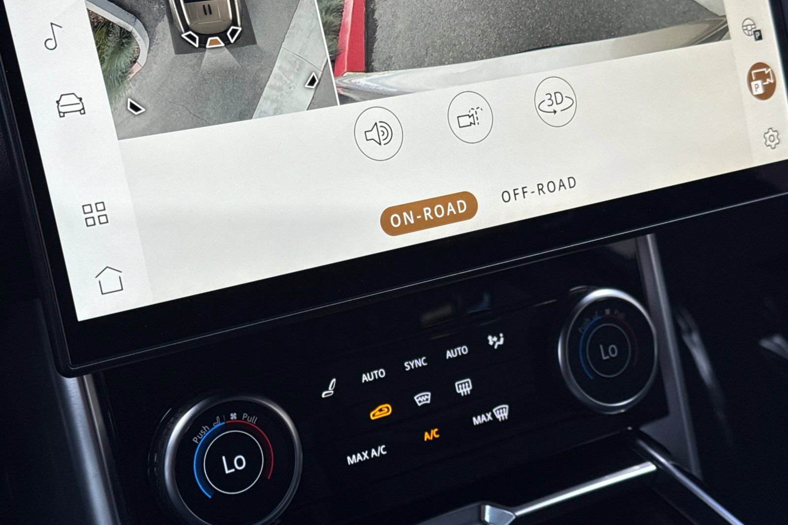 Used 2023 Land Rover Range Rover Autobiography image 24