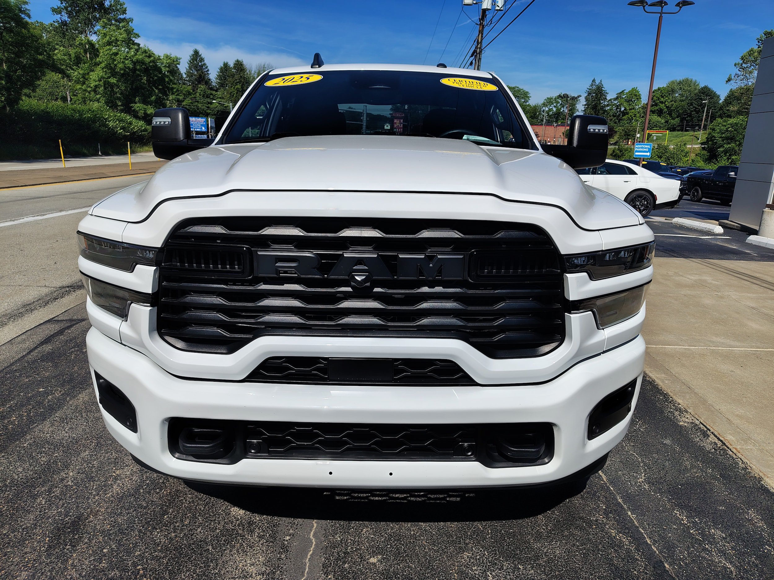 Certified 2025 RAM 2500 Big Horn AWD/4WD image 3