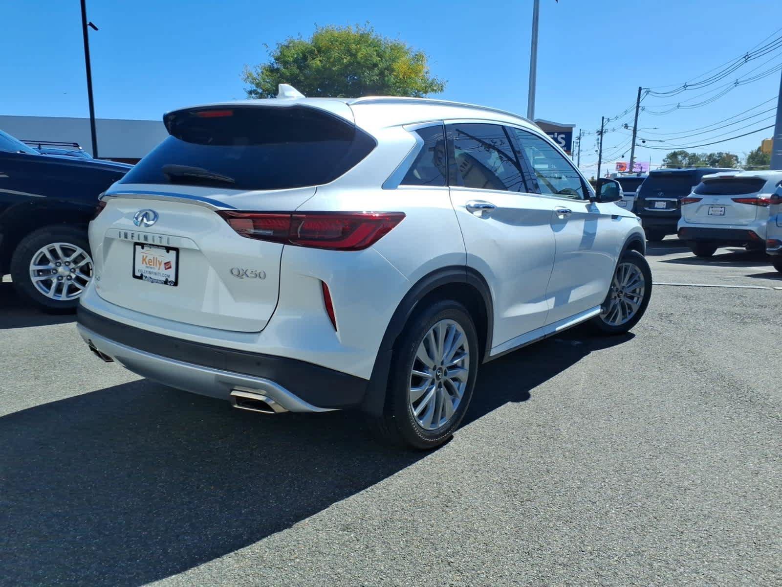 Certified 2024 INFINITI QX50 Luxe AWD/4WD image 5