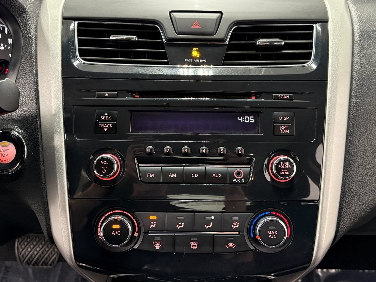 Used 2014 Nissan Altima 2.5 S FWD image 18