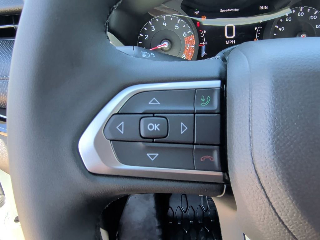 New 2026 Jeep Compass Latitude image 17