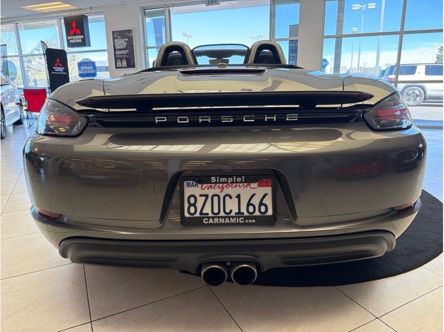 Used 2017 Porsche 718 Boxster S RWD image 5