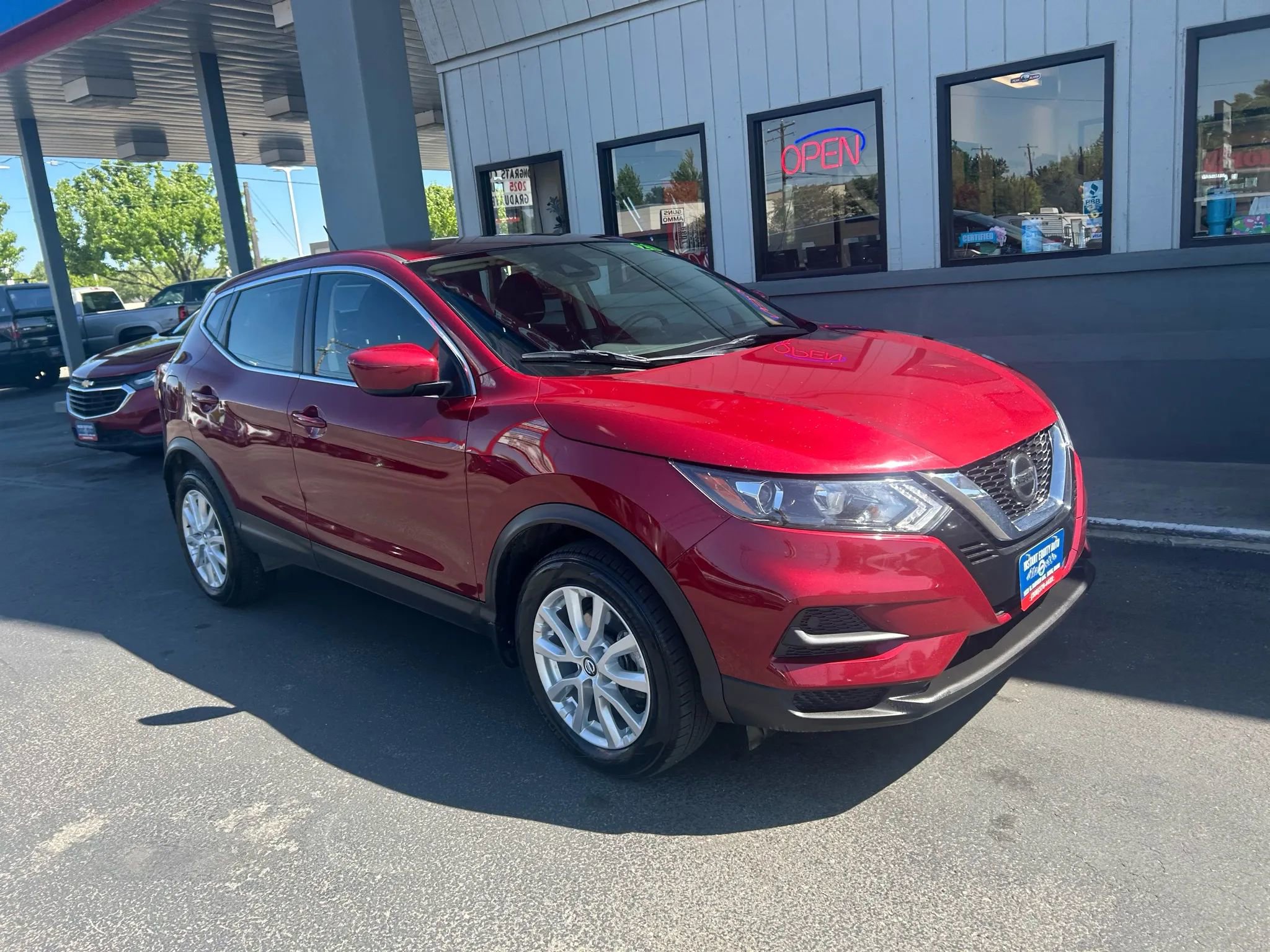 Used 2021 Nissan Rogue Sport S image 25