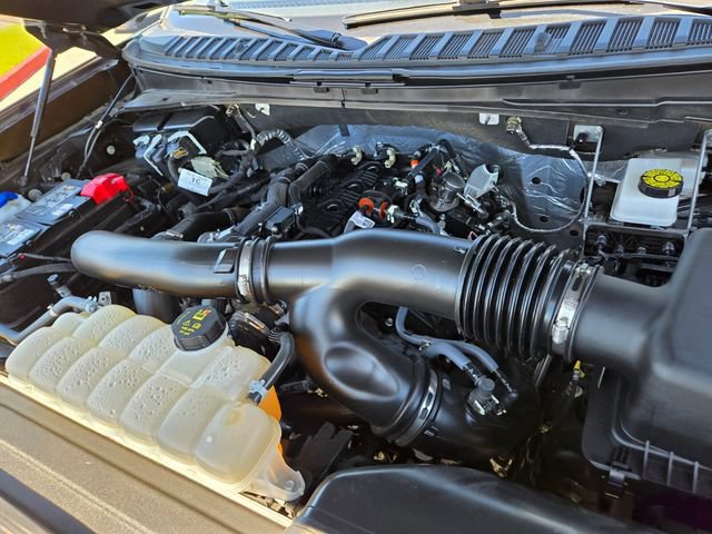 Used 2025 Ford Expedition Active AWD/4WD image 17