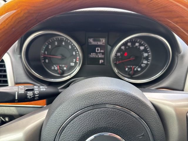 Used 2013 Jeep Grand Cherokee Overland w/ Advance Technology Group image 26