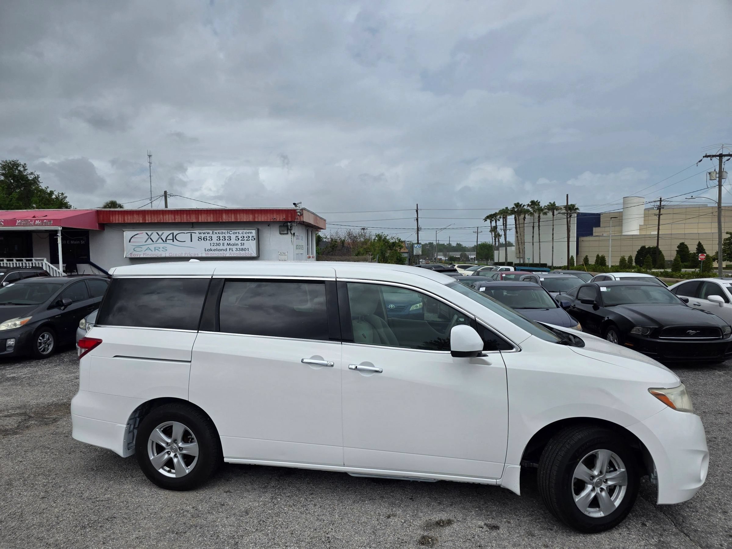 Used 2012 Nissan Quest SV w/ Protection Pkg FWD image 8
