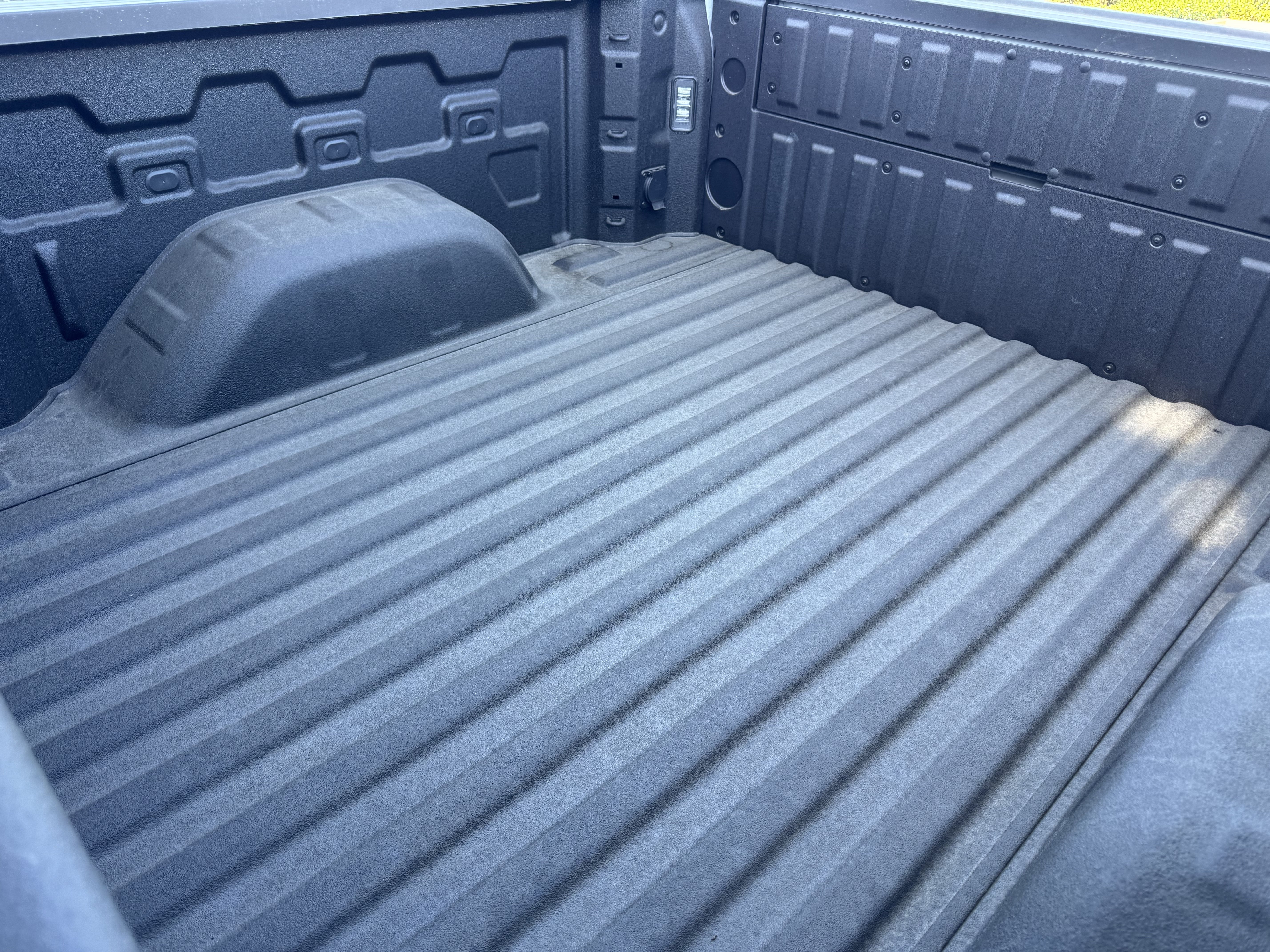 New 2026 Chevrolet Silverado 1500 High Country AWD/4WD image 20