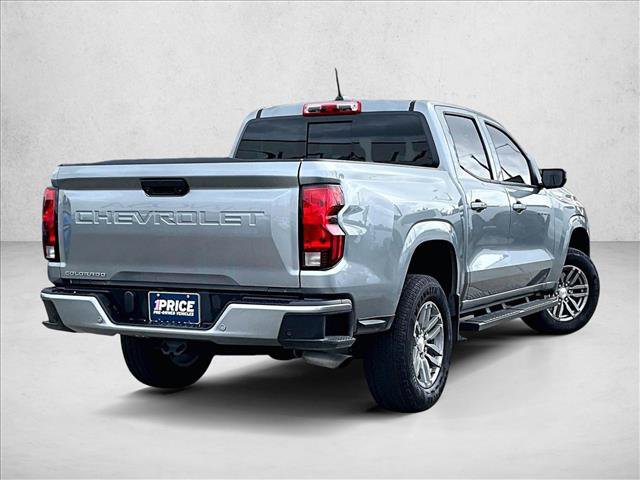 Used 2025 Chevrolet Colorado LT RWD image 2
