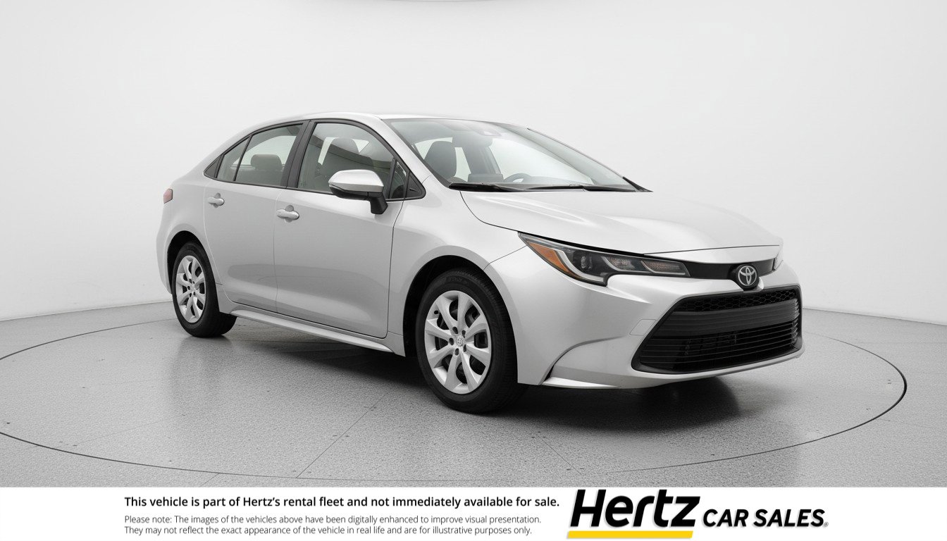 Used 2025 Toyota Corolla LE image 1
