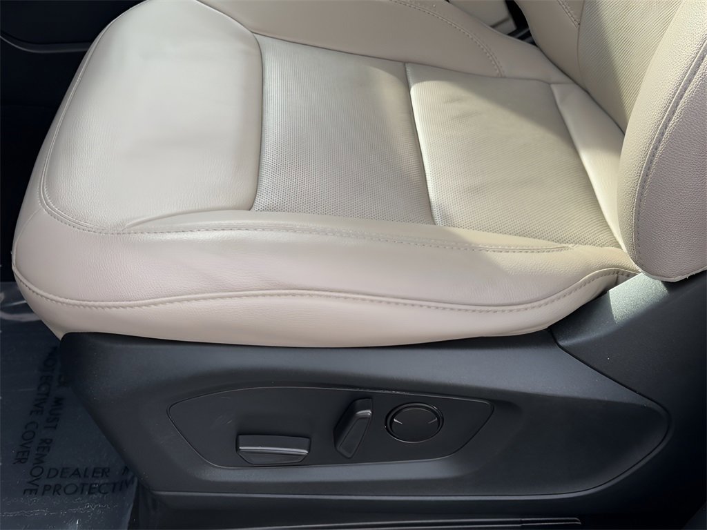 Used 2021 Ford Explorer Limited w/ Equipment Group 301A image 11