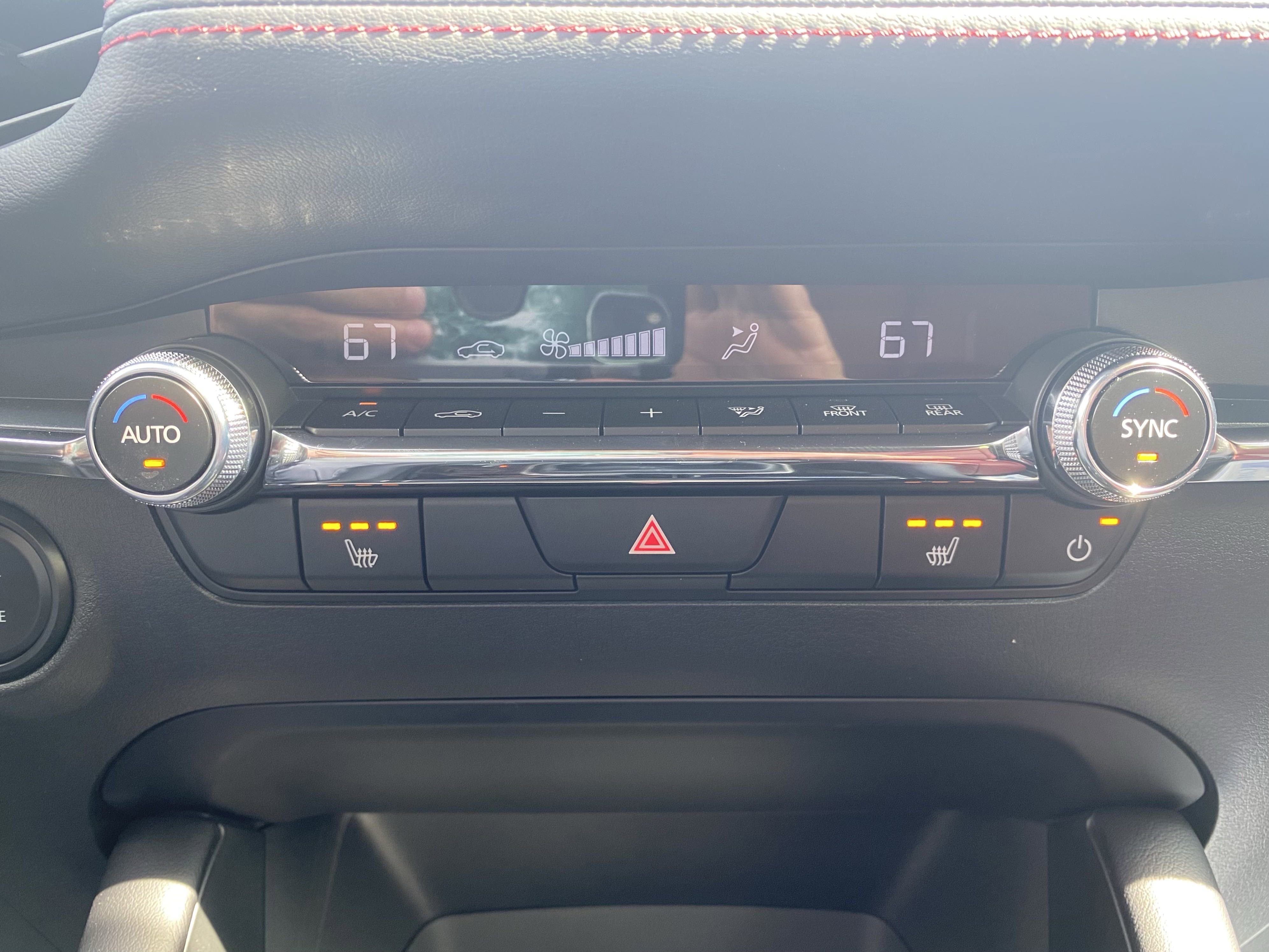 New 2025 MAZDA MAZDA3 Carbon image 14