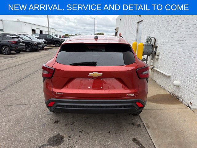 Used 2024 Chevrolet Trax LS FWD image 12