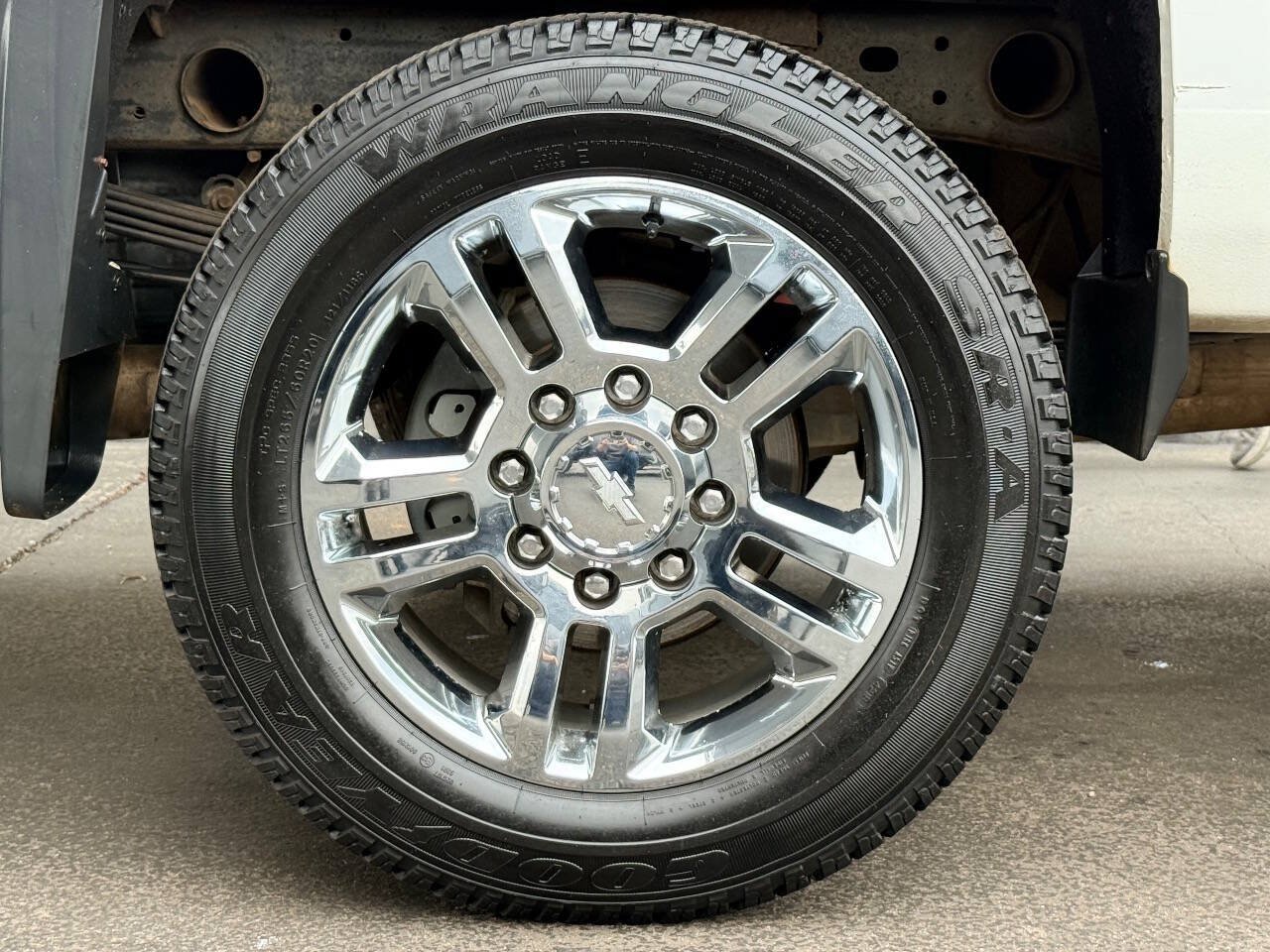 Used 2015 Chevrolet Silverado 2500 LT w/ LT Convenience Package AWD/4WD image 13