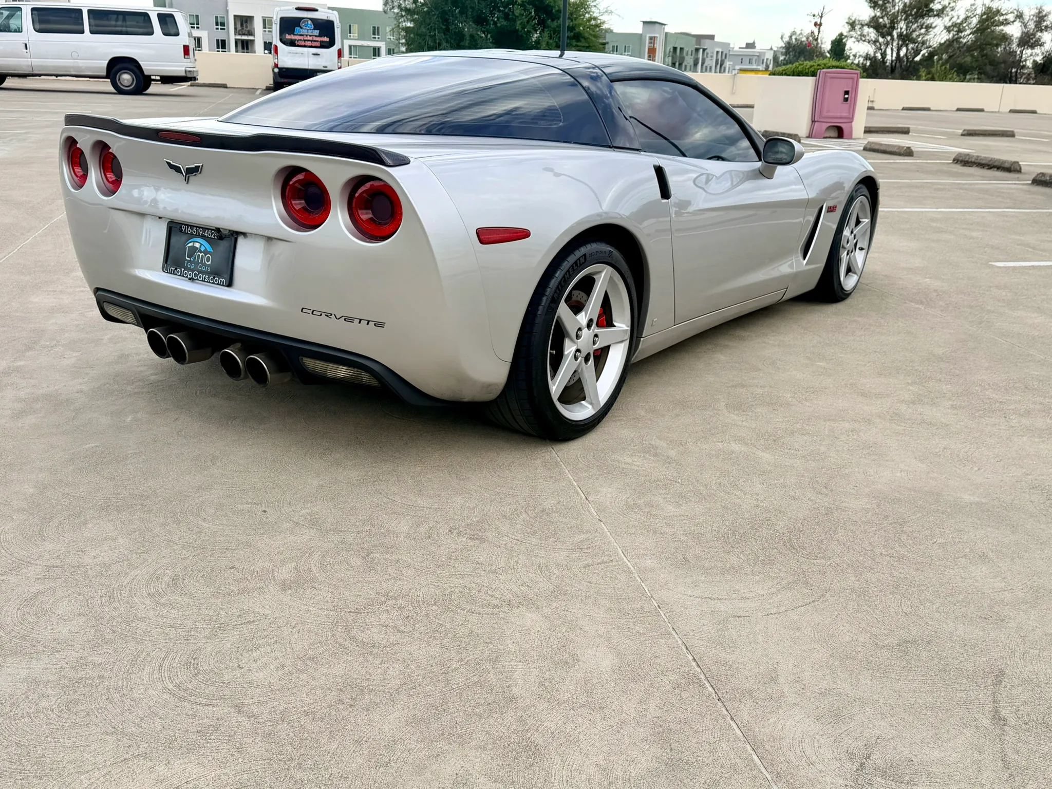 Used 2007 Chevrolet Corvette Coupe w/ Preferred Equipment Group RWD image 49