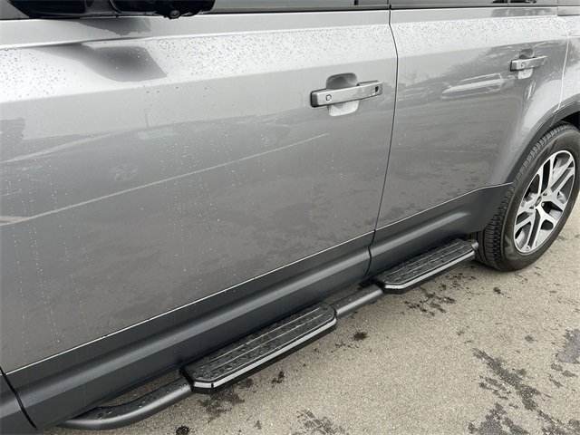 Used 2024 Land Rover Defender 130 S image 34