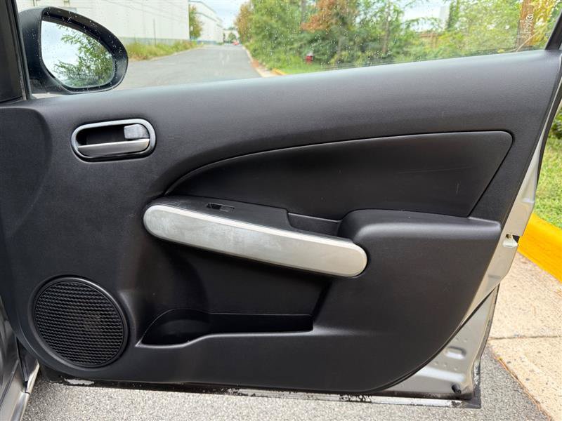 Used 2012 MAZDA MAZDA2 Sport FWD image 35