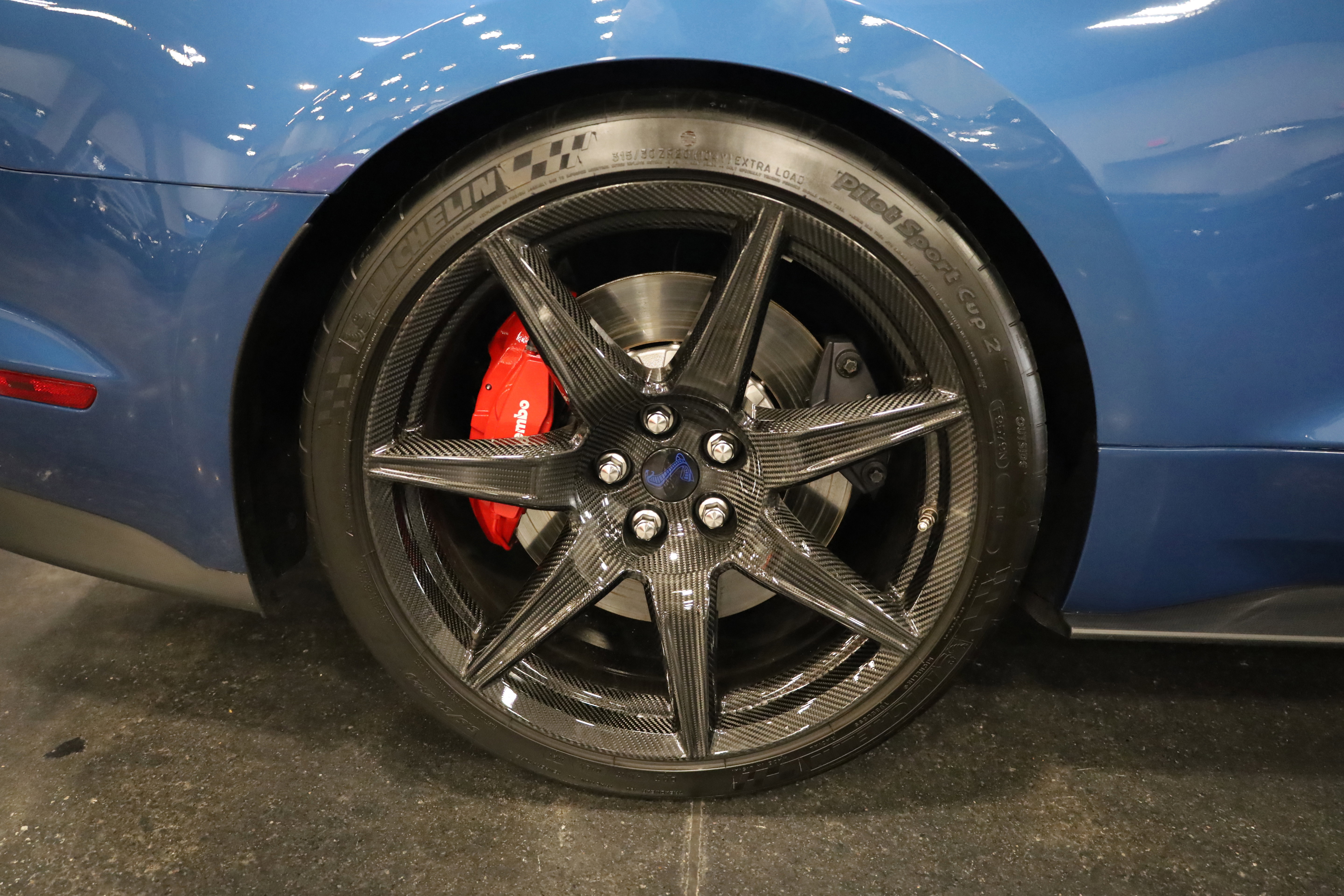 Used 2021 Ford Mustang Shelby GT500 w/ Carbon Fiber Track Pack image 12