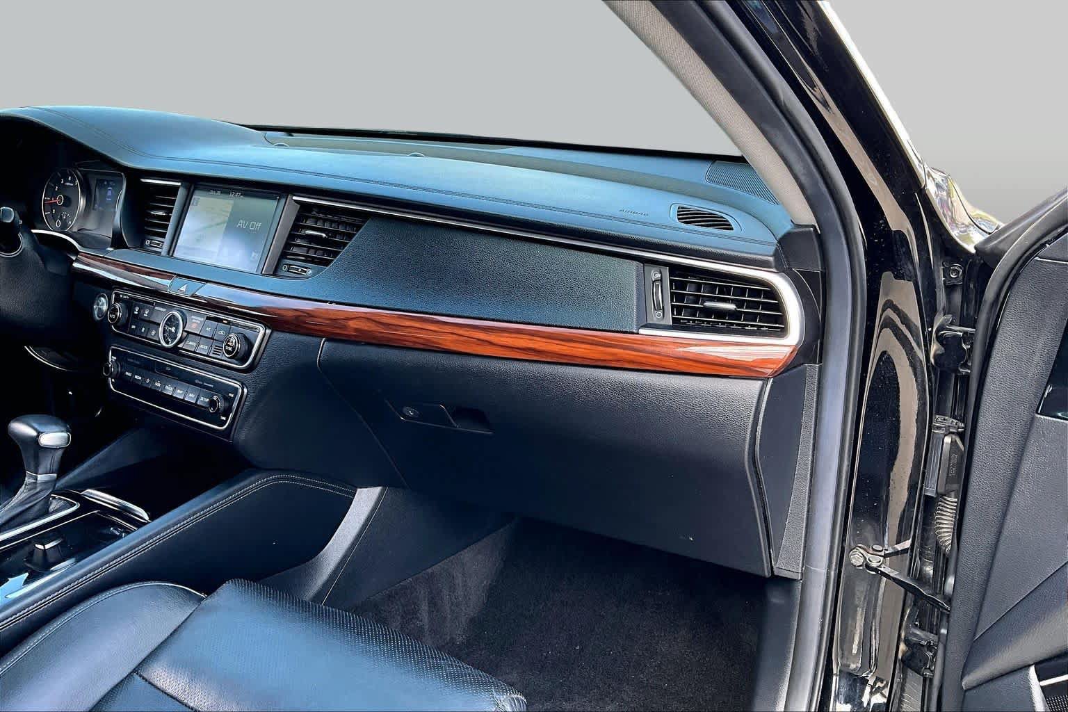Used 2019 Kia Cadenza Technology FWD image 19