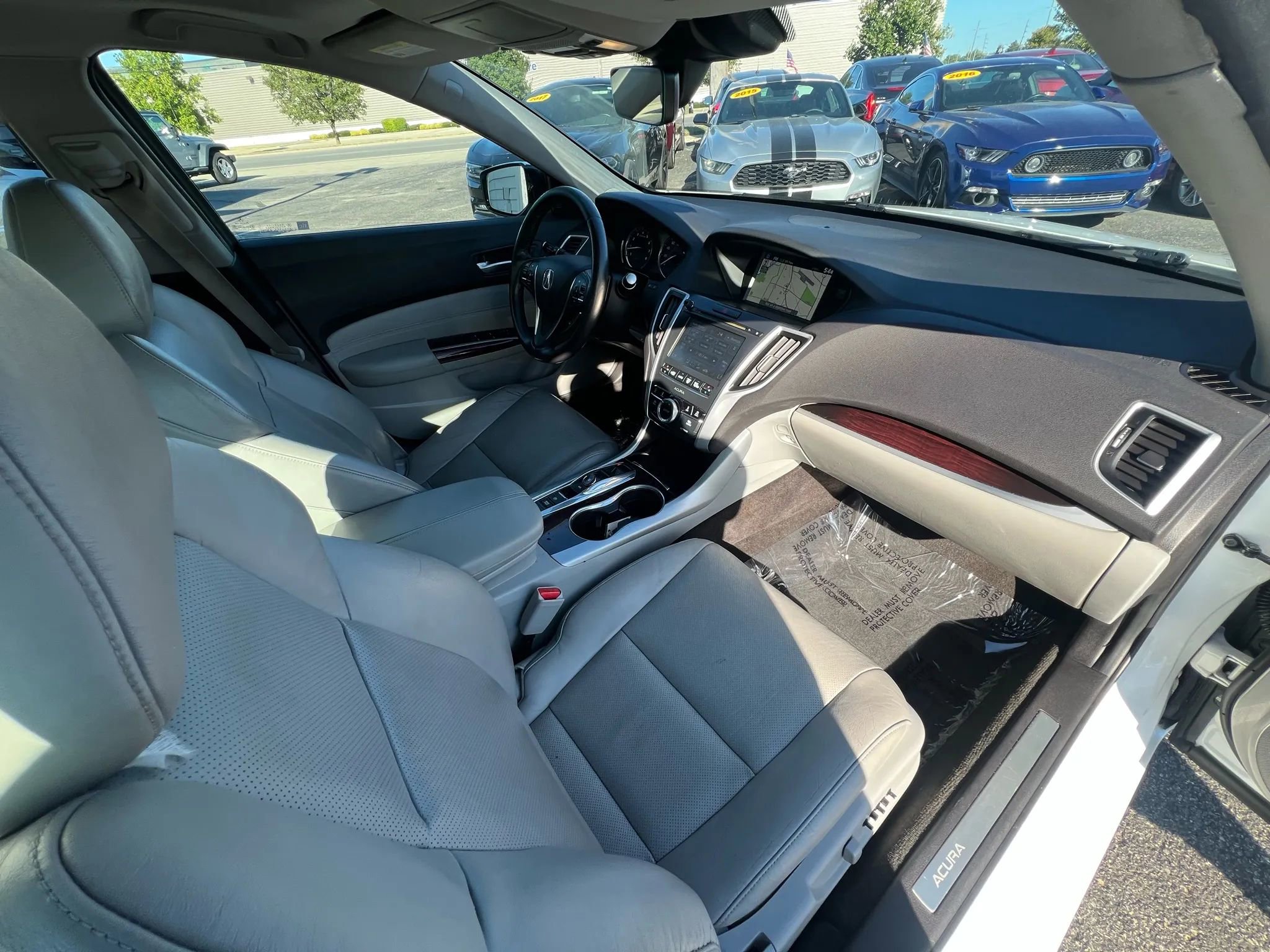 Used 2016 Acura TLX V6 SH-AWD w/ Technology Pkg image 34