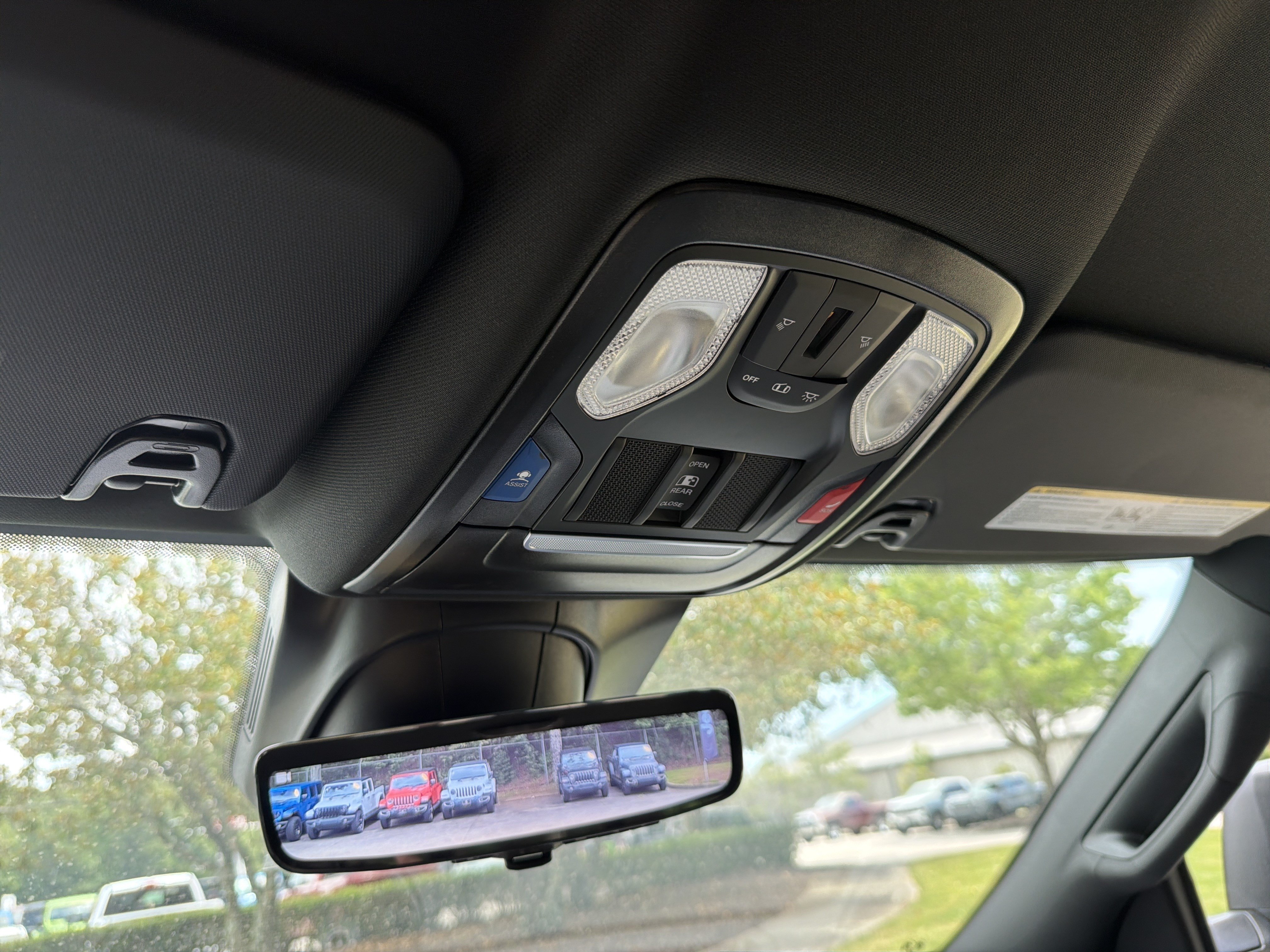 New 2026 RAM 3500 Tradesman AWD/4WD image 31