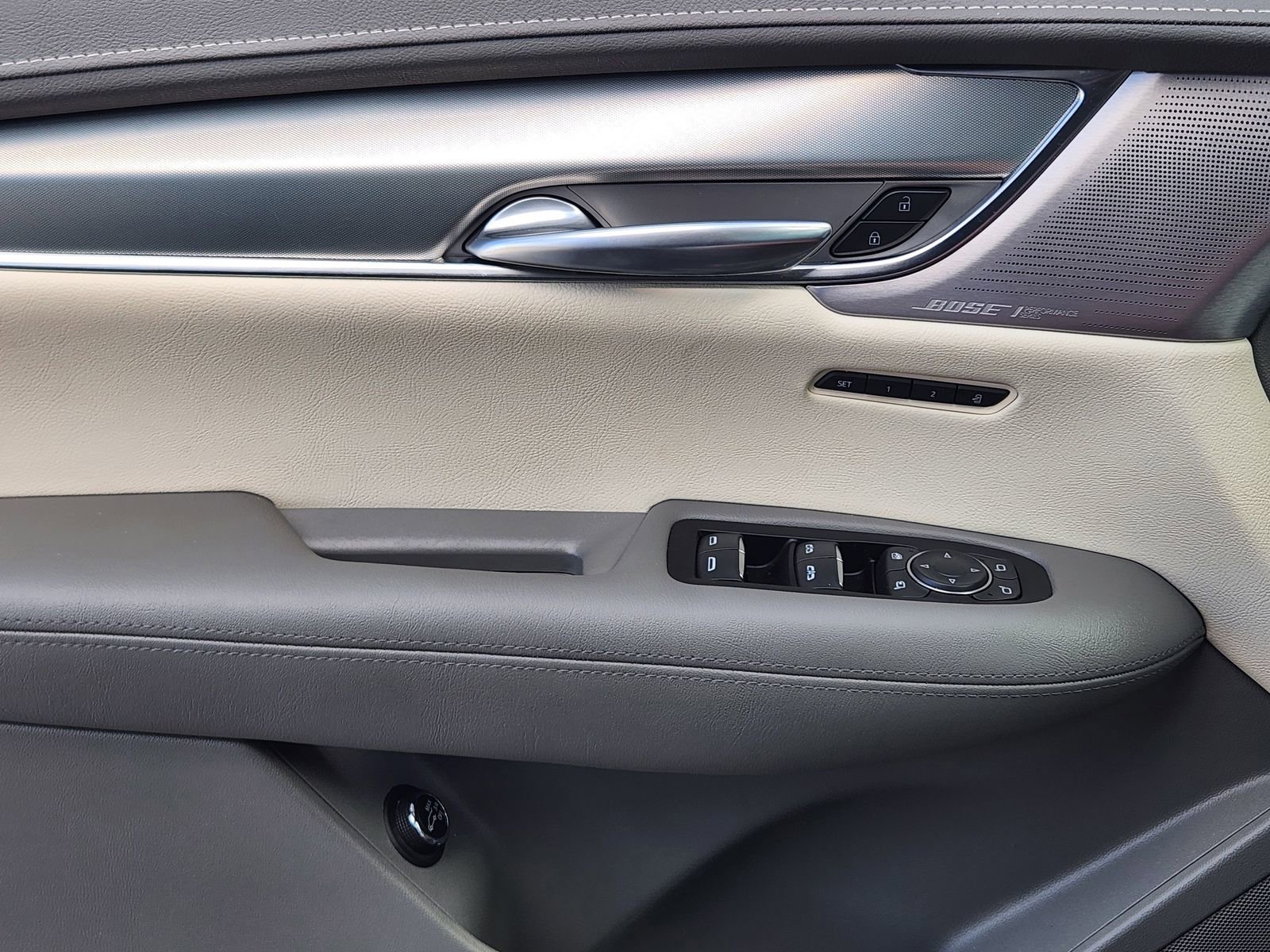 Used 2023 Cadillac XT5 Premium Luxury w/ Technology Package image 25