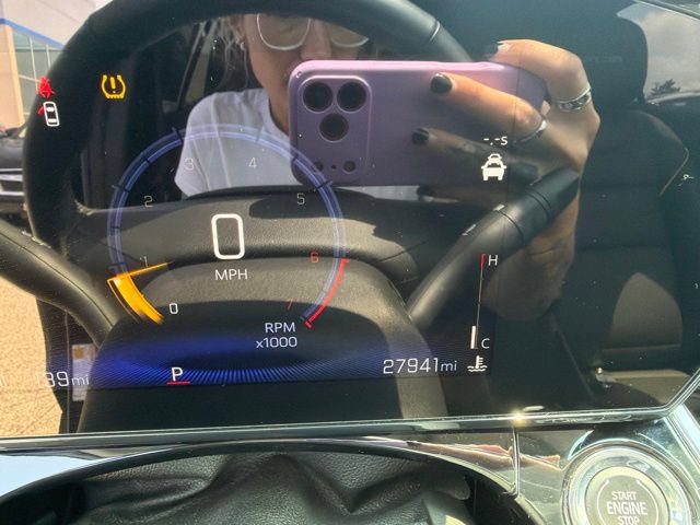 Used 2024 Chevrolet Trax ACTIV w/ Sunroof Package FWD image 17