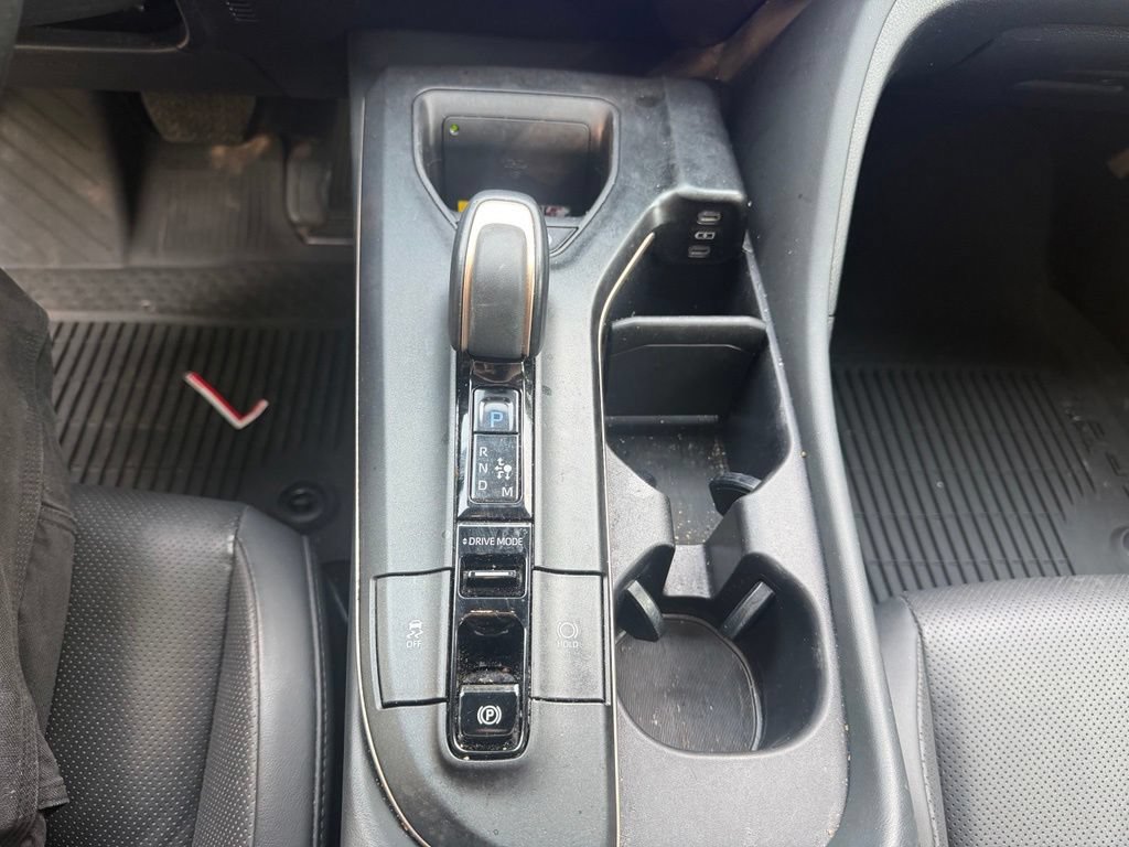 Used 2023 Toyota Crown Platinum AWD/4WD image 22