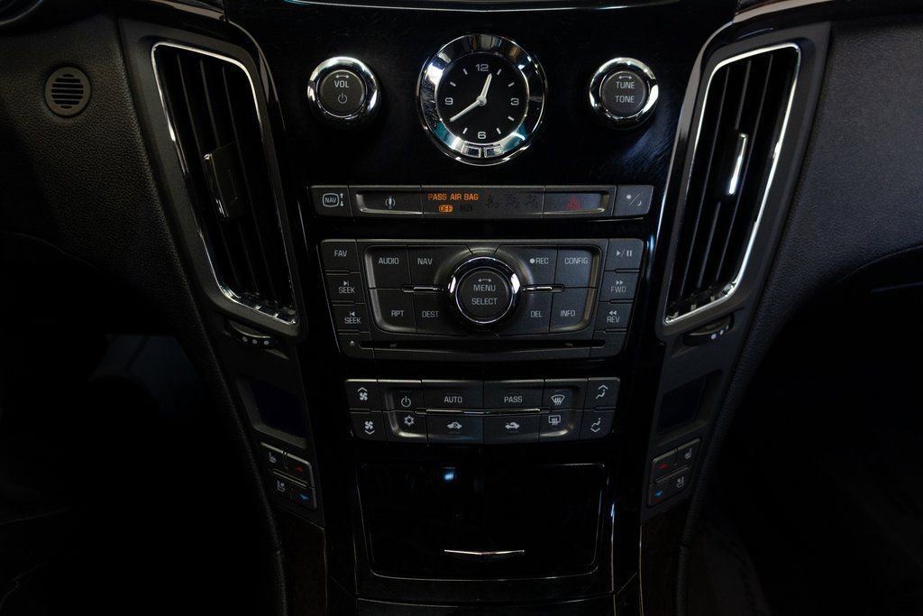 Used 2015 Cadillac CTS V image 30