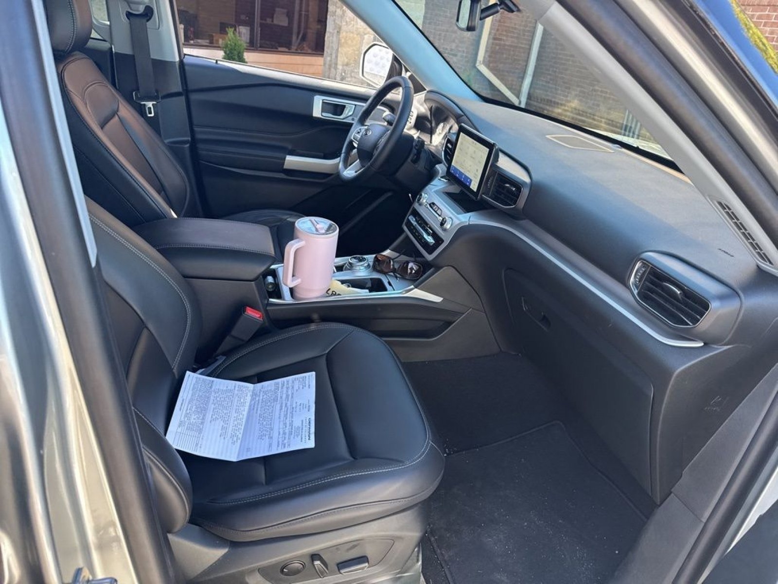 Used 2024 Ford Explorer XLT w/ Equipment Group 202A image 18