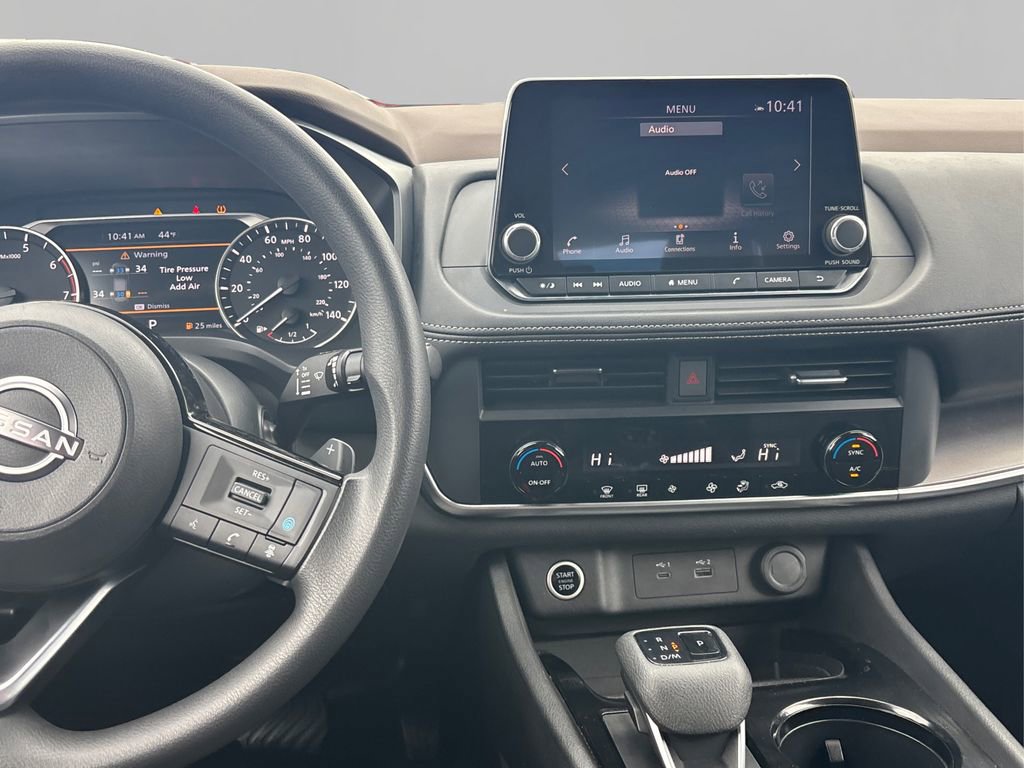 Used 2023 Nissan Rogue SV image 19