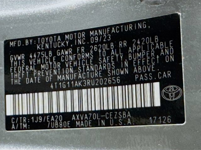 Used 2024 Toyota Camry SE FWD image 16