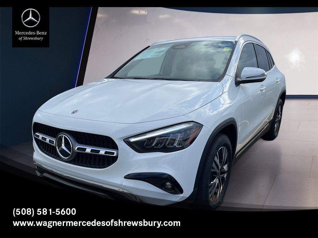 Used 2025 Mercedes-Benz GLA 250 4MATIC image 1