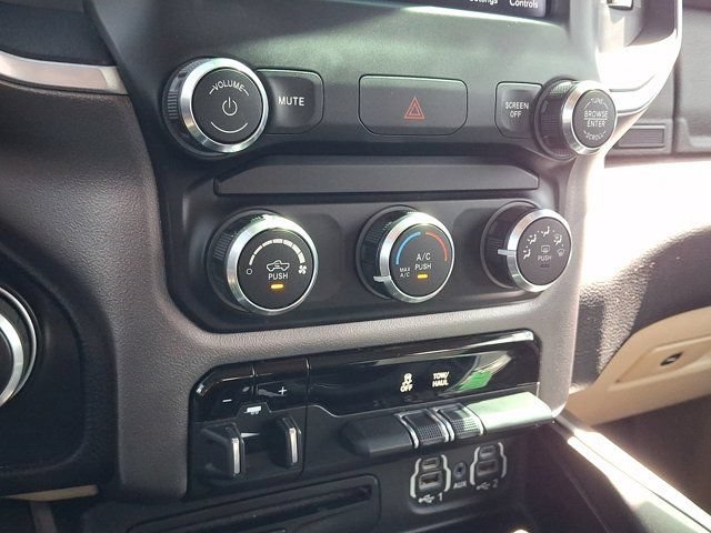 Certified 2019 RAM 1500 Big Horn AWD/4WD image 19