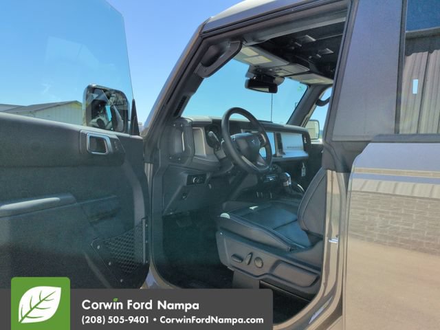 New 2026 Ford Bronco Outer Banks w/ Sasquatch Package AWD/4WD image 9