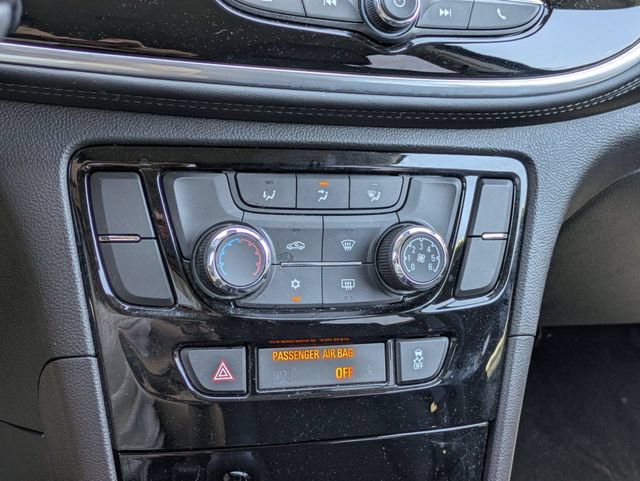 Certified 2022 Buick Encore Preferred AWD/4WD image 23