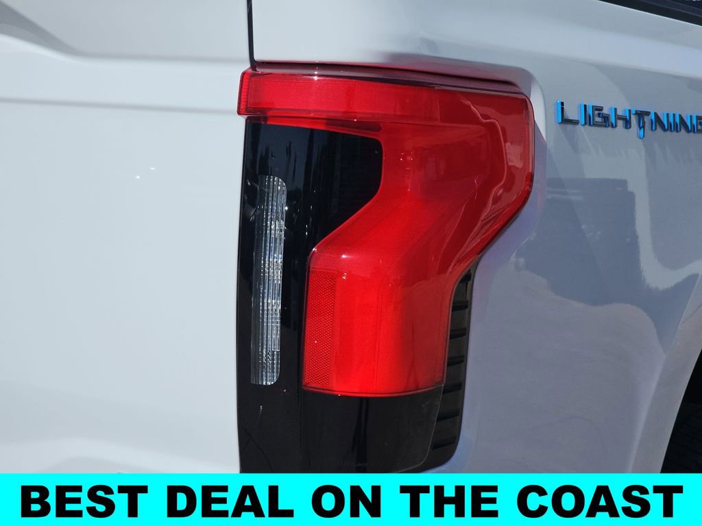 New 2025 Ford F150 Lightning XLT AWD/4WD image 40