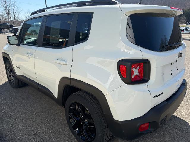 Used 2022 Jeep Renegade Altitude w/ Convenience Group image 4