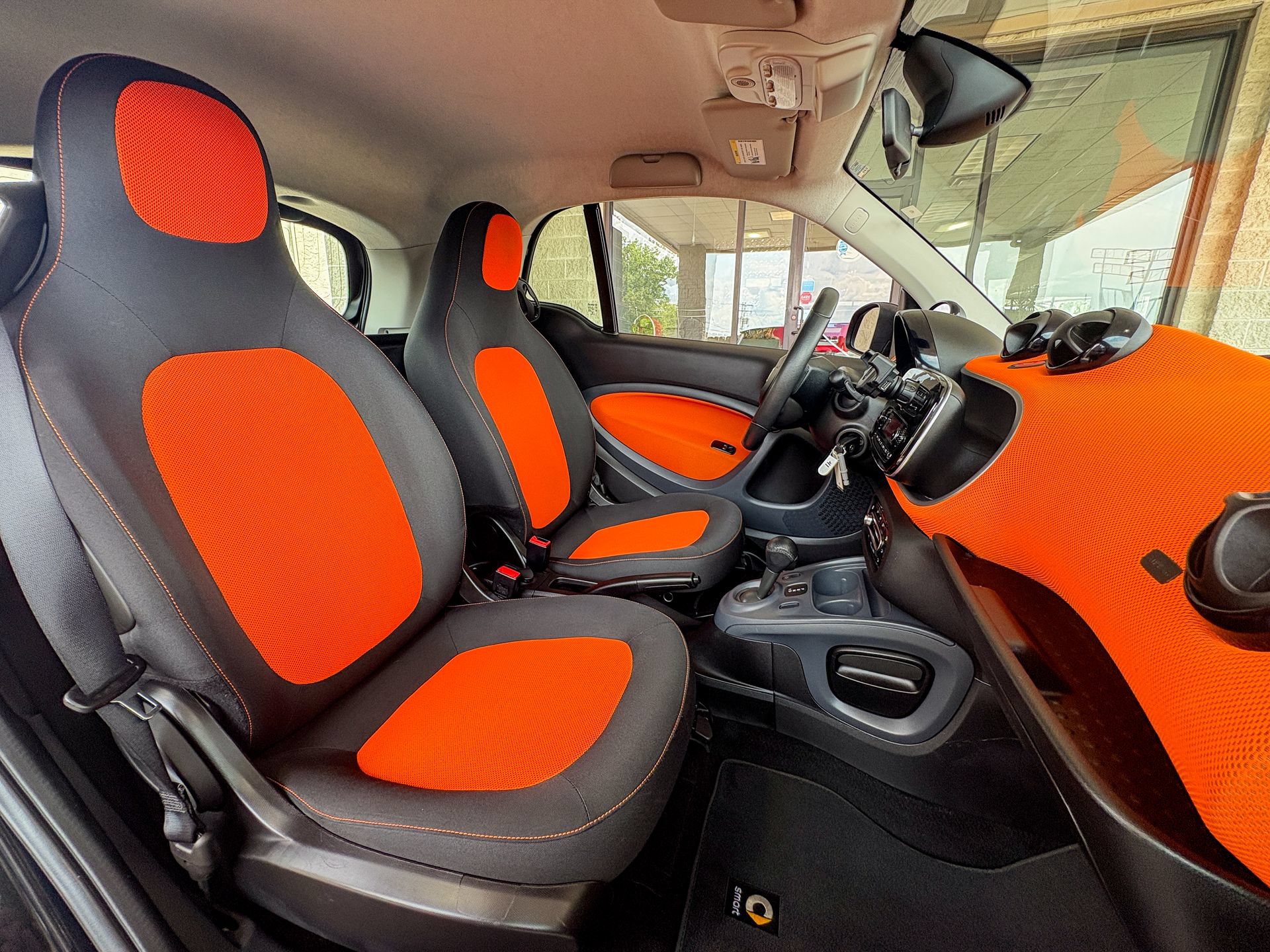Used 2016 smart fortwo Coupe RWD image 20