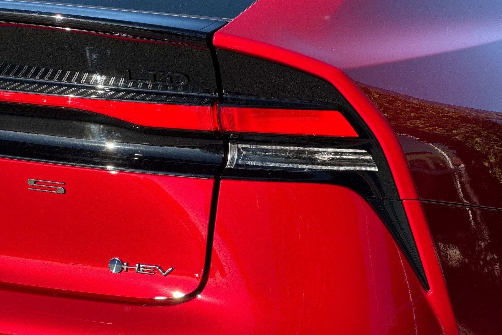New 2026 Toyota Prius Limited w/ Limited Premium Package FWD image 30