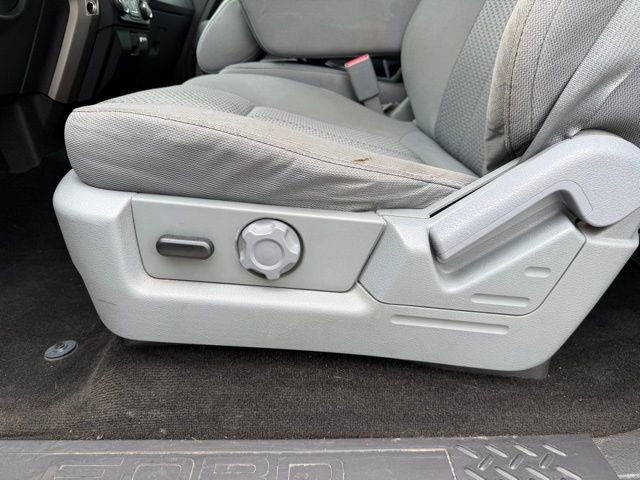 Used 2013 Ford F150 XLT w/ XLT Chrome Pkg image 9