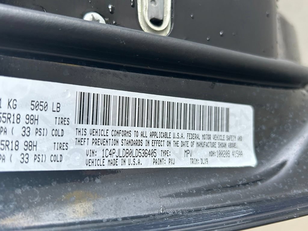 Used 2020 Jeep Cherokee Limited FWD image 42